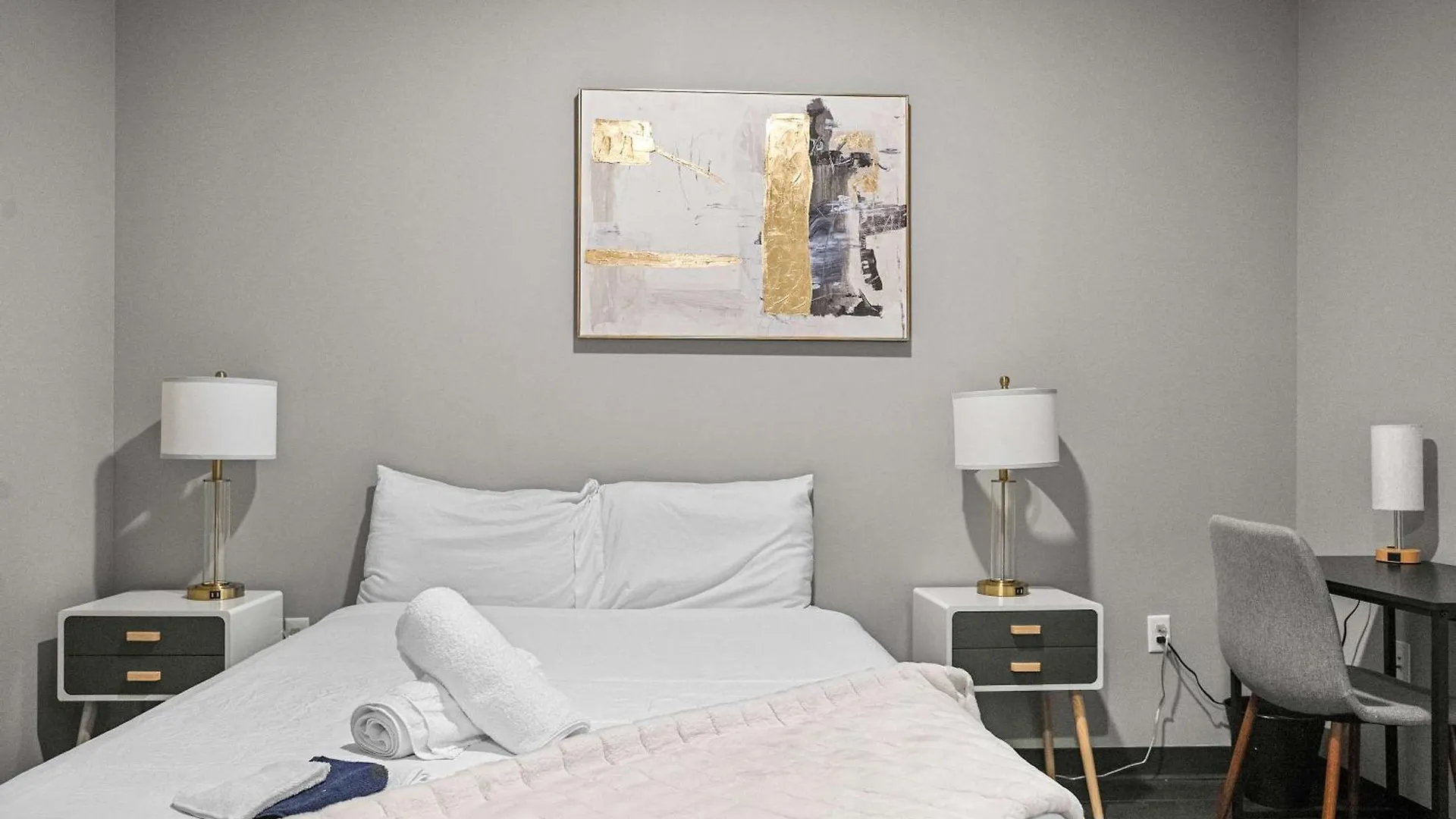 CozySuites Modern 1BR in Downtown Pitts 10 Pittsburgh